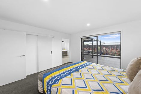 Photo of property in 11 Te Rata Boulevard, Karaka, 2124