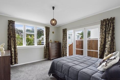Photo of property in 13 John Street, Titahi Bay, Porirua, 5022