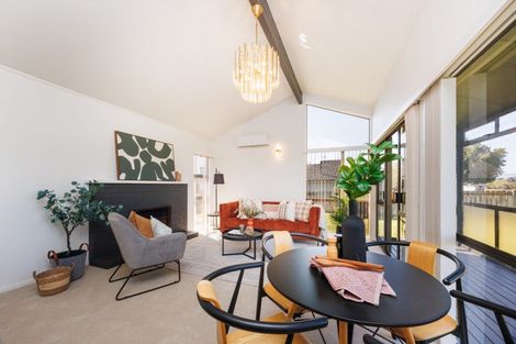 Photo of property in 59 Waterloo Crescent, Hokowhitu, Palmerston North, 4410