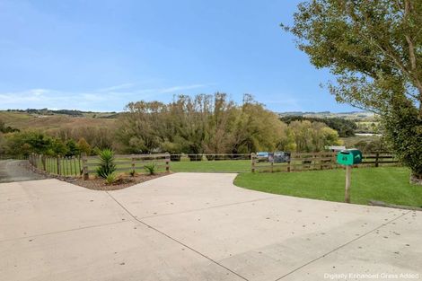 Photo of property in 65 Jumna Road, Maungaturoto, 0587