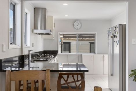 Photo of property in 371 Bucklands Beach Road, Bucklands Beach, Auckland, 2012