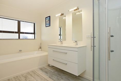 Photo of property in 15 Swansea Place, Tamatea, Napier, 4112