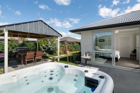 Photo of property in 26 Rotomanu Place, Pyes Pa, Tauranga, 3112