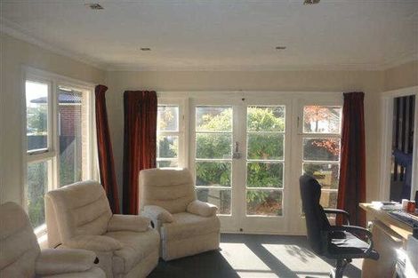 Photo of property in 24 Cutts Road, Russley, Christchurch, 8042