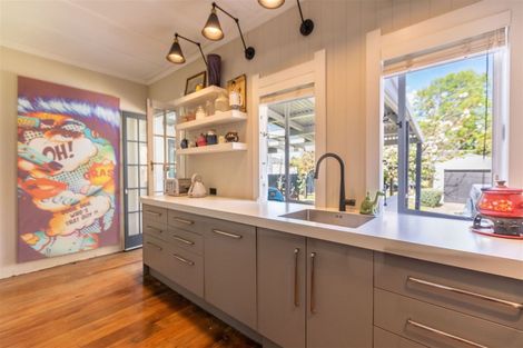 Photo of property in 1 Carnell Street, Napier South, Napier, 4110