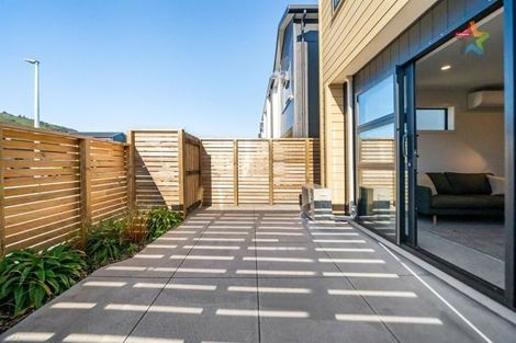 Photo of property in 25 Te Ara O Papatahi, Wainuiomata, Lower Hutt, 5014