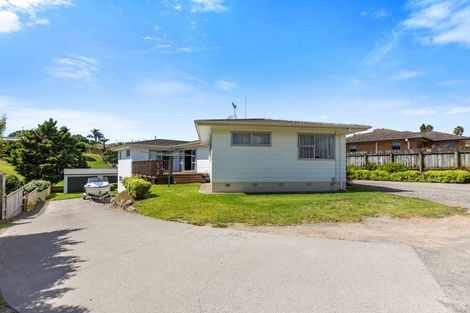Photo of property in 15 Gilmore Street, Te Puke, 3119