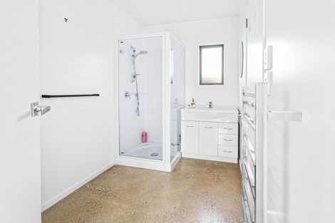 Photo of property in 3 Finch Street, Albert Town, Wanaka, 9305