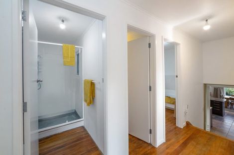 Photo of property in 8 Vista Crescent, Maoribank, Upper Hutt, 5018