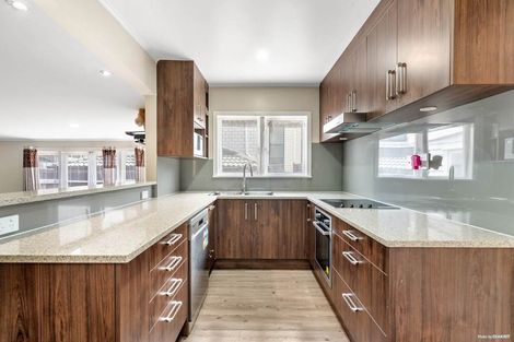 Photo of property in 11 Bruce Place, Papatoetoe, Auckland, 2025