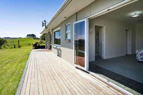 Photo of property in 1397 Meremere Road, Ohangai, Hawera, 4672