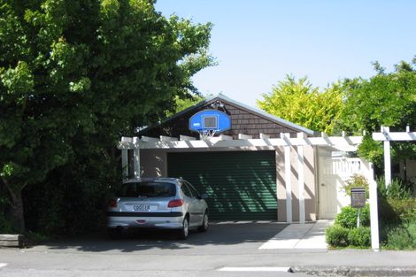 Photo of property in 76 Hewitts Road, Merivale, Christchurch, 8014