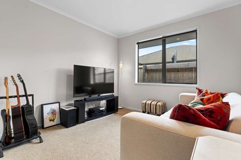 Photo of property in 5 Kuru Place, Papamoa, 3118