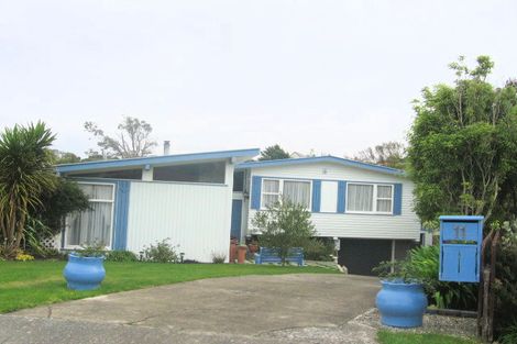 Photo of property in 11 Clematis Grove, Maungaraki, Lower Hutt, 5010