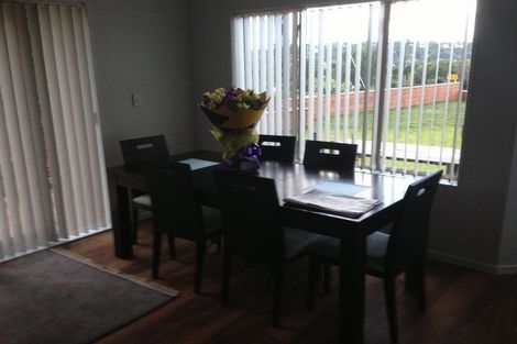 Photo of property in 2 Arran Road, Browns Bay, Auckland, 0630