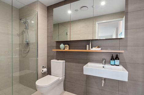 Photo of property in 201/8a Lake Pupuke Drive, Takapuna, Auckland, 0622