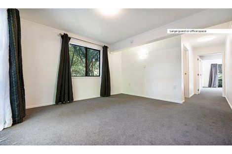 Photo of property in 200 Atkinson Road, Titirangi, Auckland, 0604
