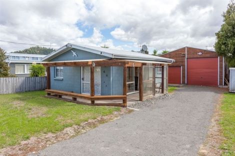 Photo of property in 128a Achilles Avenue, Whangamata, 3620