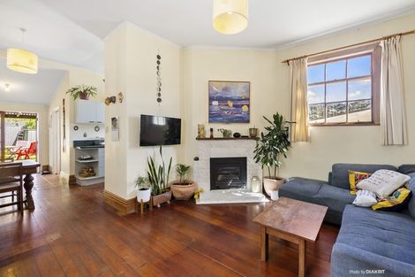 Photo of property in 65 Herald Street, Berhampore, Wellington, 6023