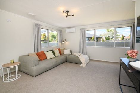 Photo of property in 20 Newton Place, Westbrook, Palmerston North, 4412