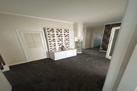 Photo of property in 22 Monarch Avenue, Hillcrest, Auckland, 0627