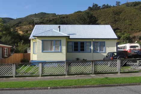 Photo of property in 29 Toomath Street, Naenae, Lower Hutt, 5011