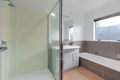 Photo of property in 61c Queen Road, Bellevue, Tauranga, 3110