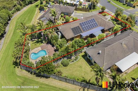 Photo of property in 11 Allerton Place, Wattle Downs, Auckland, 2103