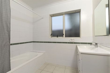 Photo of property in 79a Sturges Road, Henderson, Auckland, 0612