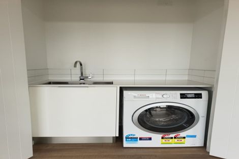 Photo of property in 19a Braemar Road, Rothesay Bay, Auckland, 0630