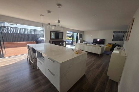 Photo of property in 2/17 Matai Street East, Riccarton, Christchurch, 8011
