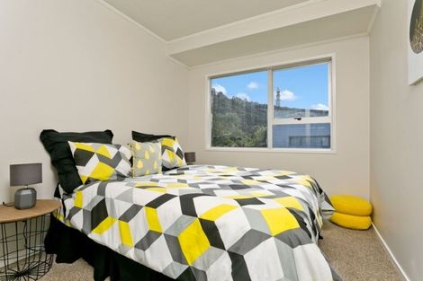 Photo of property in 1/136 Lynn Road, Bayview, Auckland, 0629