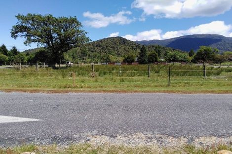 Photo of property in 50 Clifford Street, Blackball, 7804