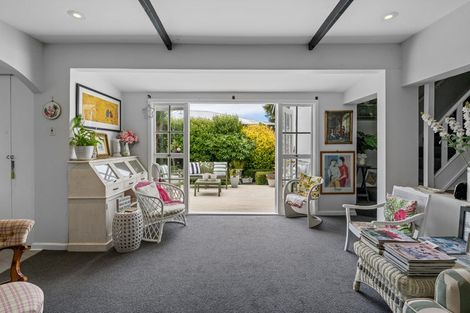 Photo of property in 171 Springfield Road, St Albans, Christchurch, 8014