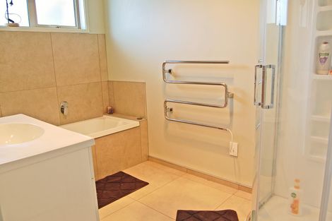 Photo of property in 173 Rangiora Road, Kaiwaka, 0573