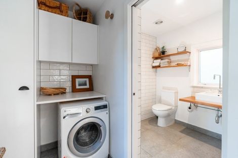 Photo of property in 12 Highland Crescent, Wadestown, Wellington, 6012