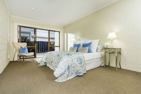 Photo of property in 2/57 Lake Road, Devonport, Auckland, 0624