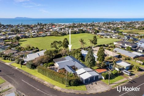Photo of property in 21 The Crescent, Waihi Beach, 3611