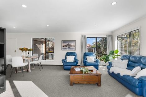 Photo of property in 1/32 Montclare Avenue, Avonhead, Christchurch, 8042