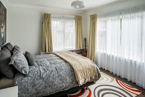 Photo of property in 26 Tuatoru Street, Eastbourne, Lower Hutt, 5013