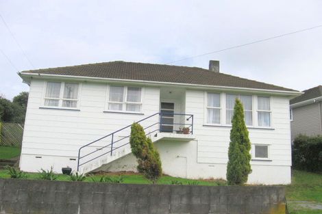Photo of property in 45 Davidson Crescent, Tawa, Wellington, 5028