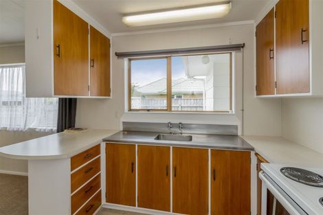 Photo of property in 16 Matipo Street, Levin, 5510