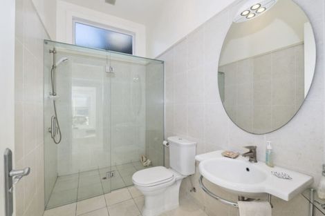 Photo of property in 81 Seatoun Heights Road, Seatoun, Wellington, 6022