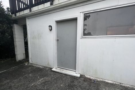 Photo of property in 15 Beeche Place, Birkdale, Auckland, 0626