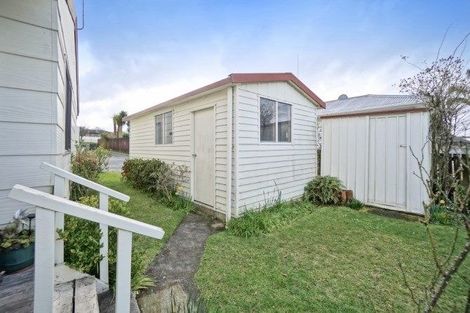 Photo of property in 52a Oxford Street, Te Puke, 3119