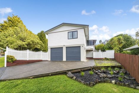 Photo of property in 50 Rhinevale Close, Henderson, Auckland, 0612