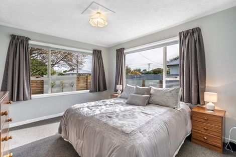 Photo of property in 77 Stobo Street, Grasmere, Invercargill, 9810