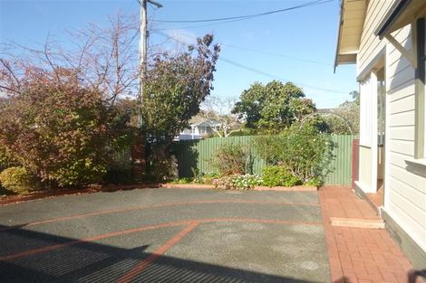 Photo of property in 19 Colin Grove, Hutt Central, Lower Hutt, 5010