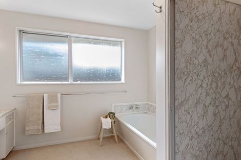 Photo of property in 2/92a Saint Martins Road, Saint Martins, Christchurch, 8022