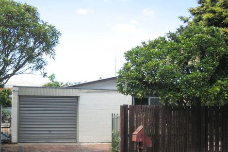 Photo of property in 17 Cheviot Street, Spreydon, Christchurch, 8024